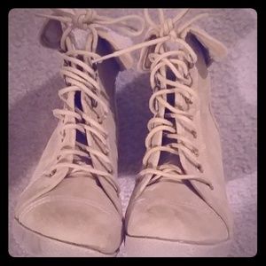 Suede (faux) wedge boots